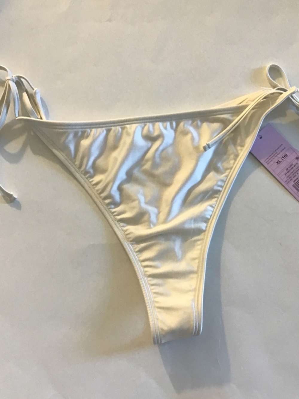 Wild Fable Women’s Thong Bikini Bottom Size XL(16)